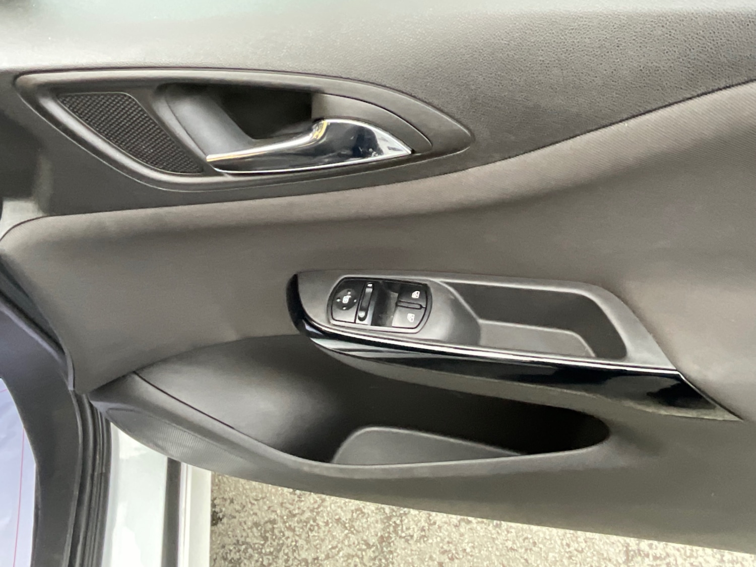 Used Vauxhall Corsa 2015 for sale - 77272439: Photo 19