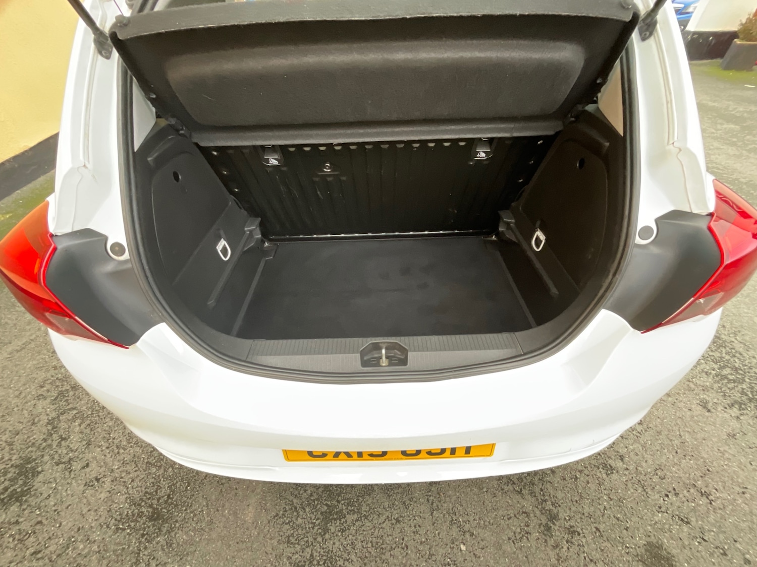 Used Vauxhall Corsa 2015 for sale - 77272439: Photo 20