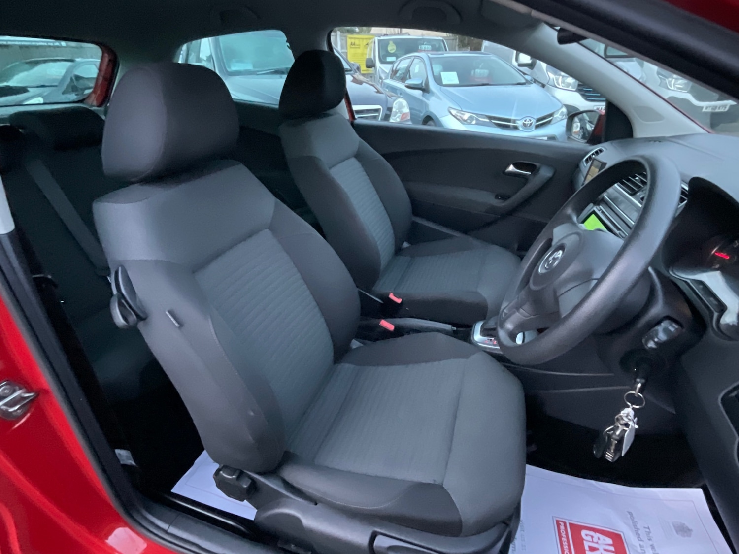 Used Volkswagen Polo 2012 for sale - 76897155: Photo 24