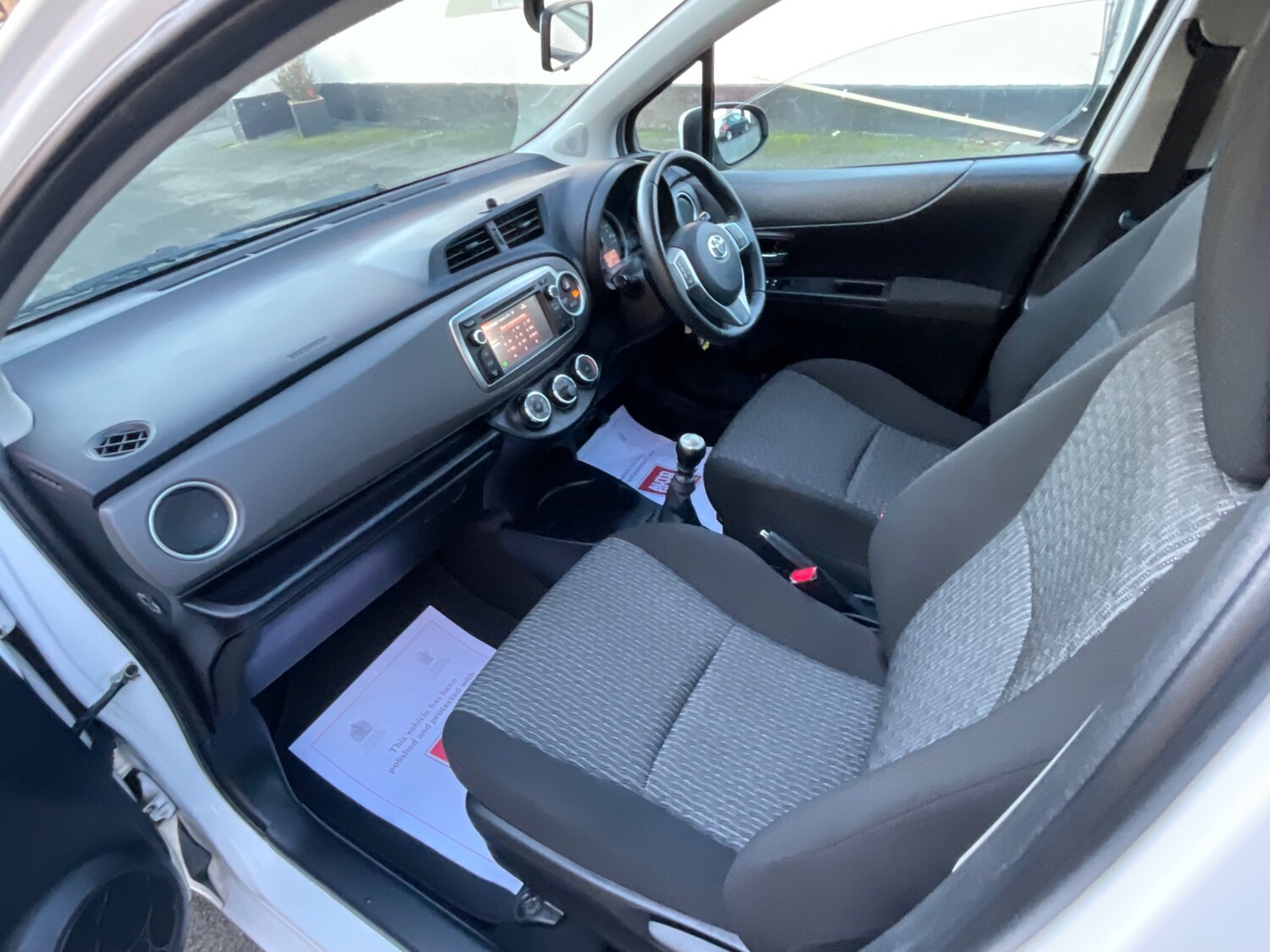 Used Toyota Yaris 2013 for sale - 77354074: Photo 22