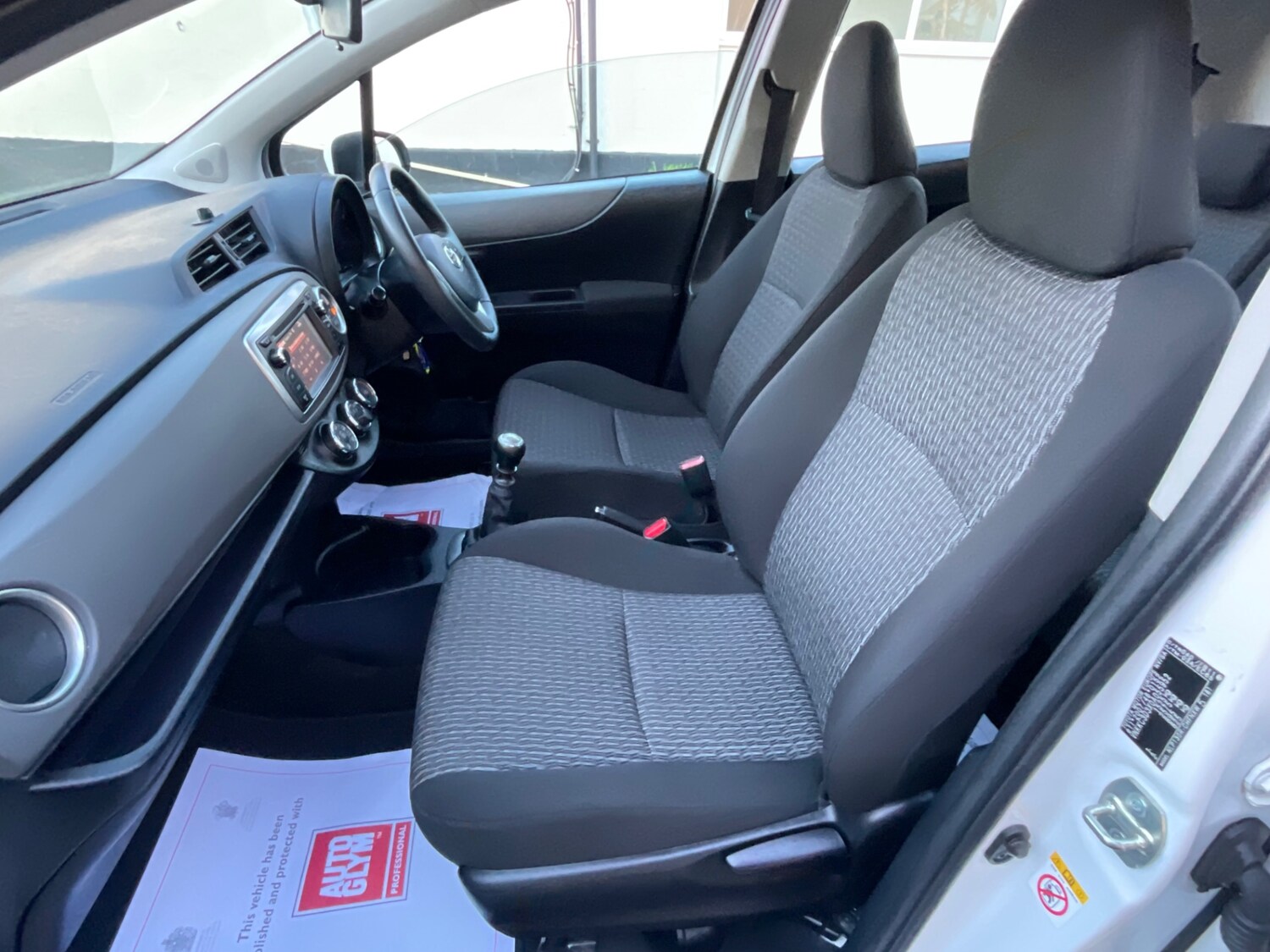 Used Toyota Yaris 2013 for sale - 77354074: Photo 23