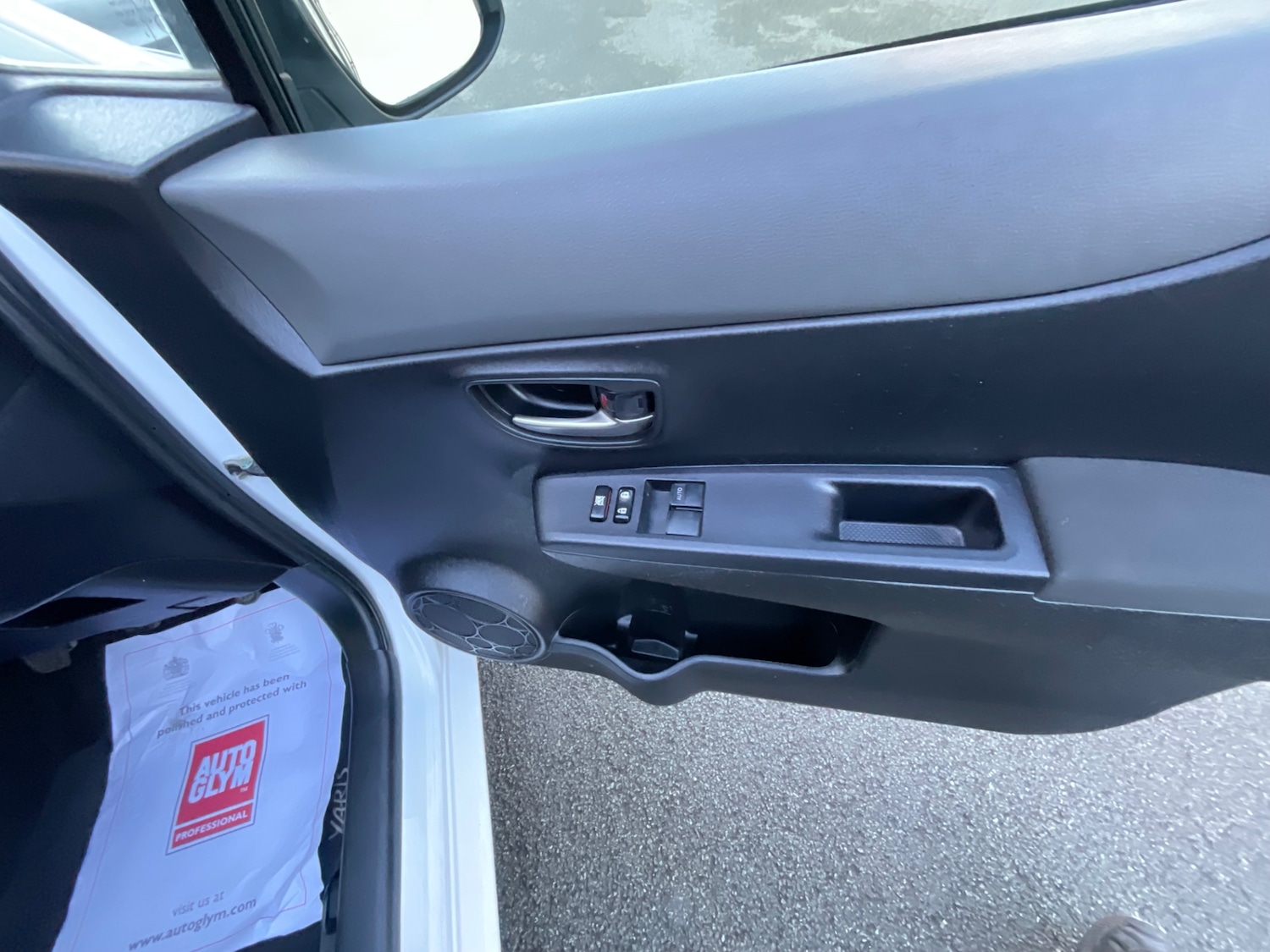 Used Toyota Yaris 2013 for sale - 77354074: Photo 25