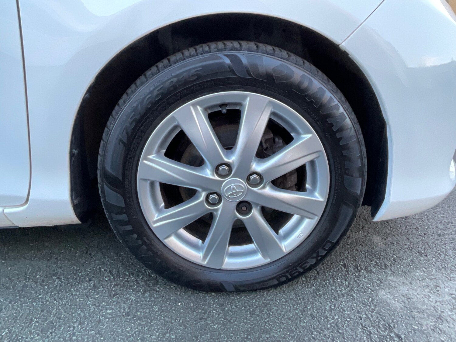 Used Toyota Yaris 2013 for sale - 77354074: Photo 30