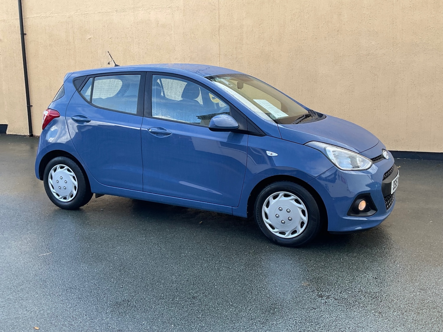 Used Hyundai i10 2015 for sale - 76321655: Photo 12