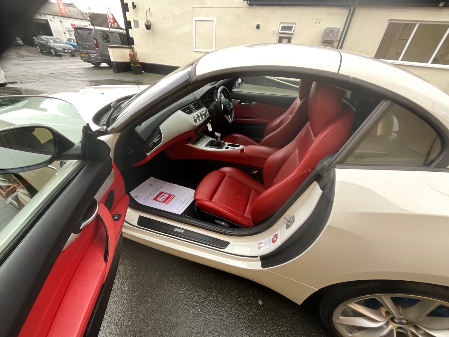 Used BMW Z4 2011 for sale - 77170603: Photo 11