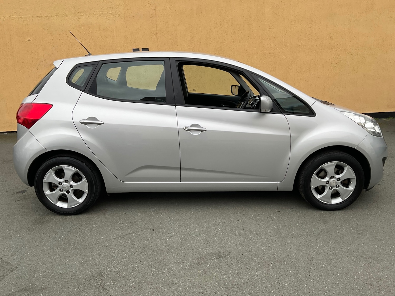 Used Kia Venga 2012 for sale - 78123703: Photo 7