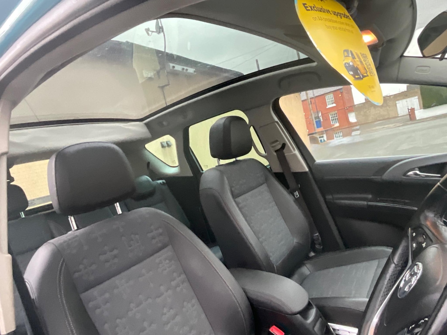 Vehicle 29