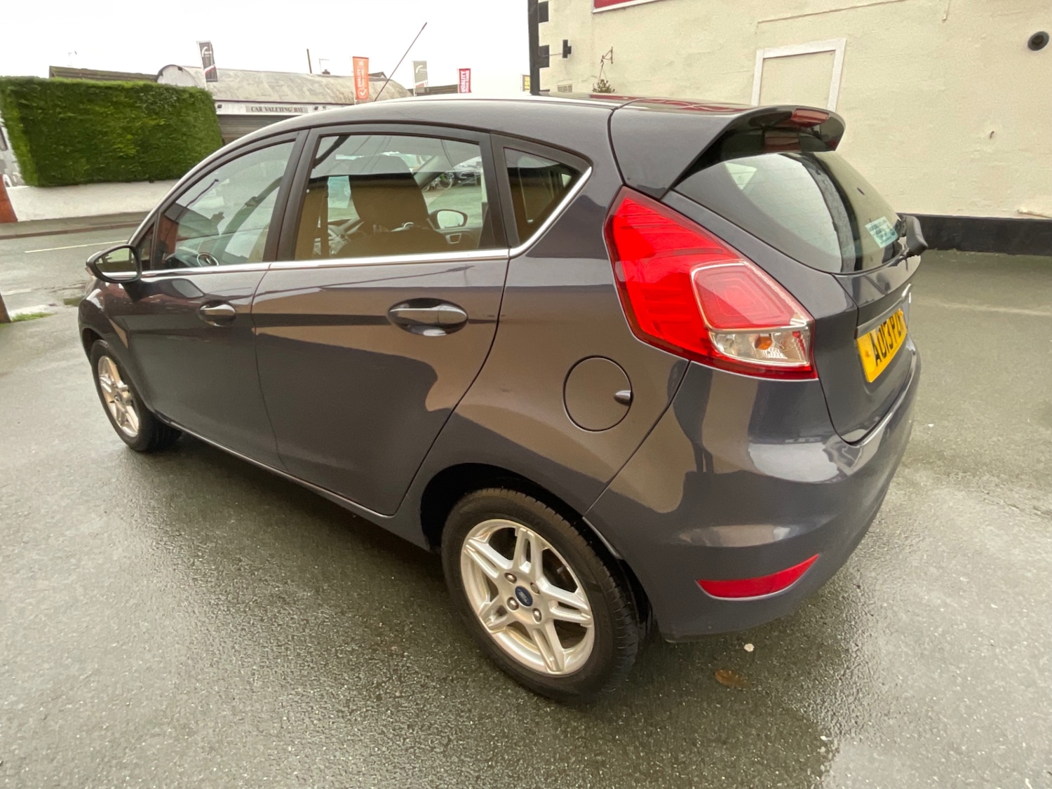 Used Ford Fiesta 2013 for sale - 76815153: Photo 2