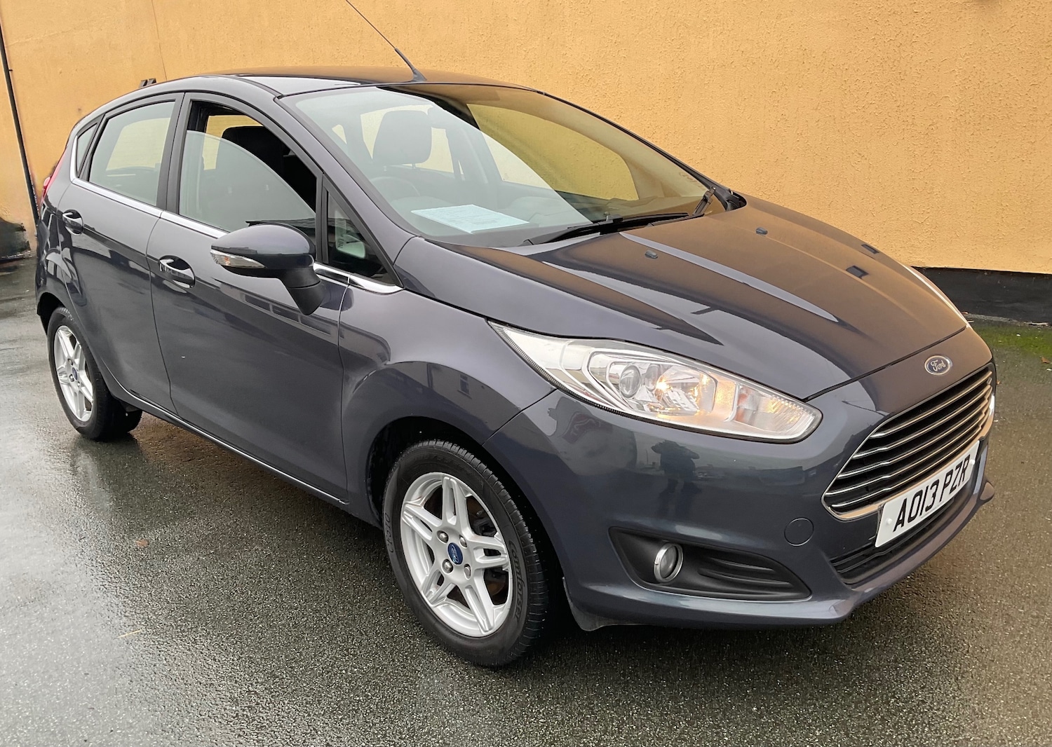 Used Ford Fiesta 2013 for sale - 76815153: Photo 3