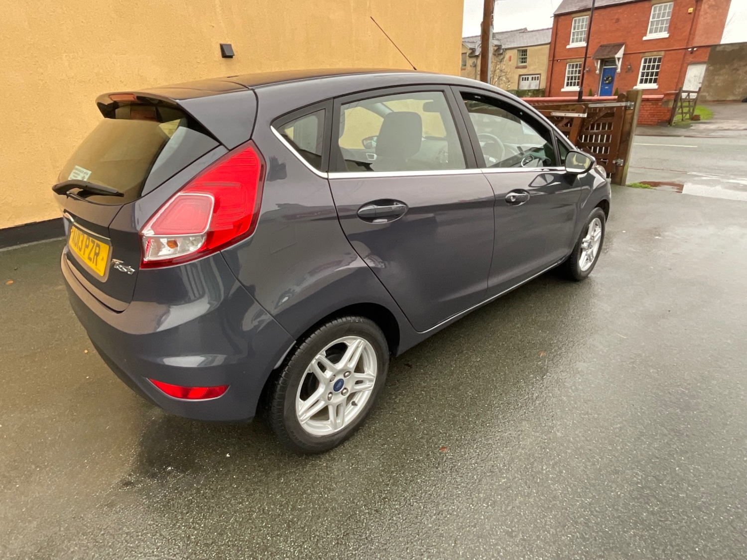 Used Ford Fiesta 2013 for sale - 76815153: Photo 4
