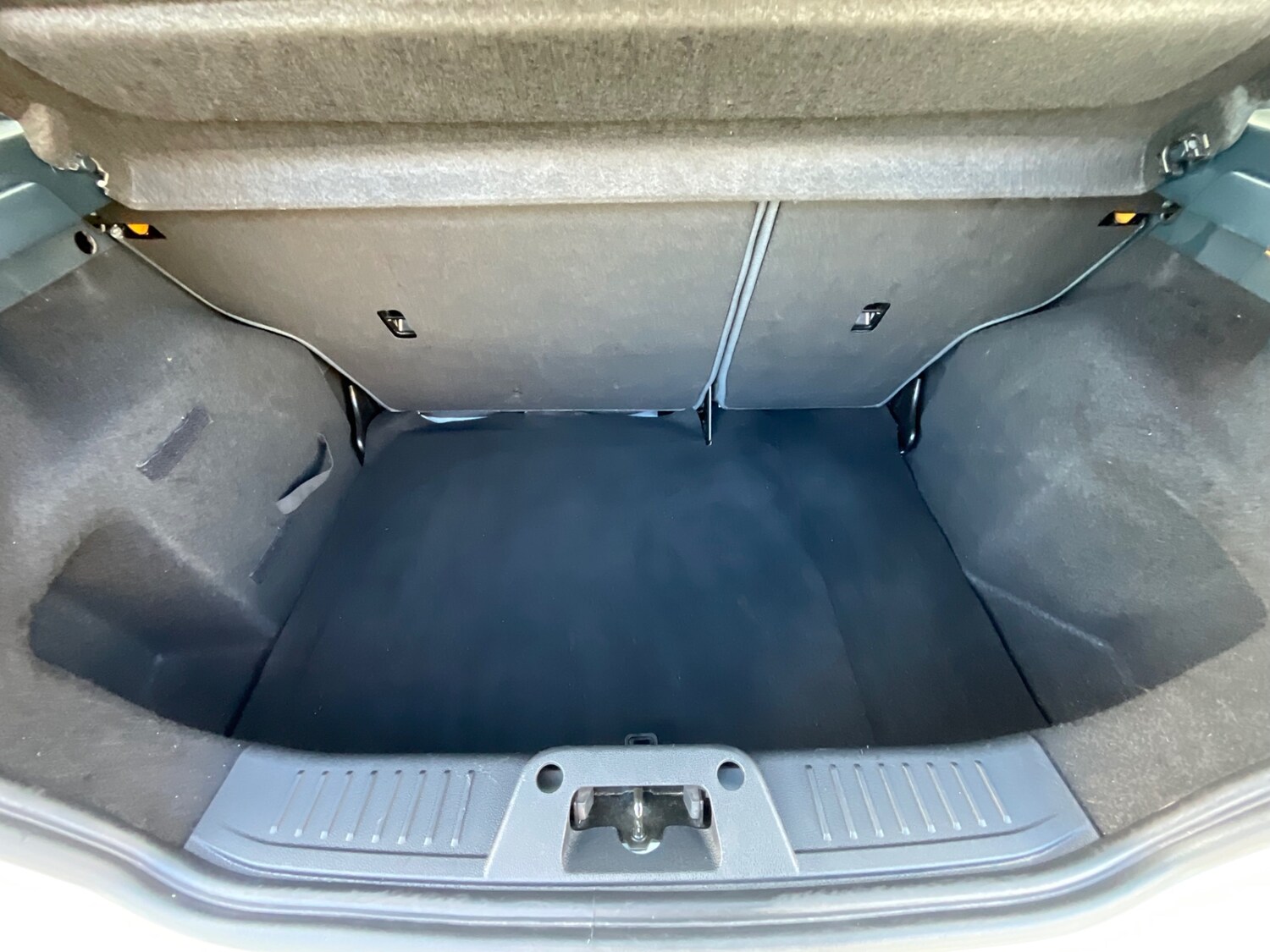 Used Ford Fiesta 2012 for sale - 76363125: Photo 25