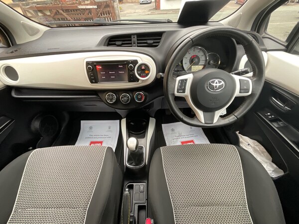 Used Toyota Yaris 2013 for sale - 76161585: Photo 17