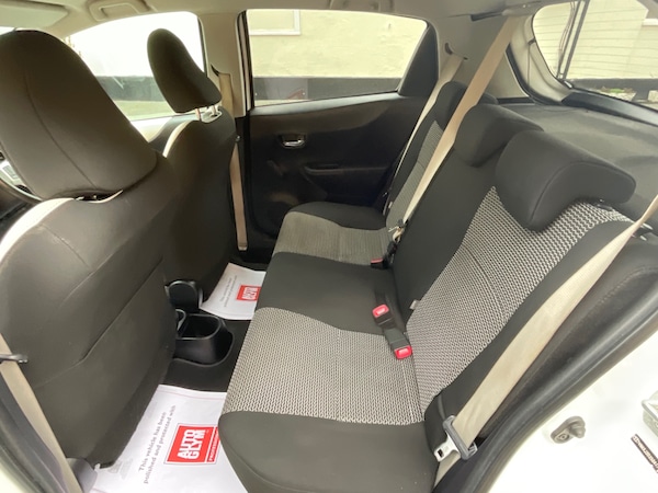 Used Toyota Yaris 2013 for sale - 76161585: Photo 23