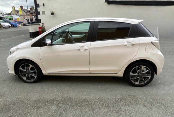 Used Toyota Yaris 2013 for sale - 76161585: Photo 9