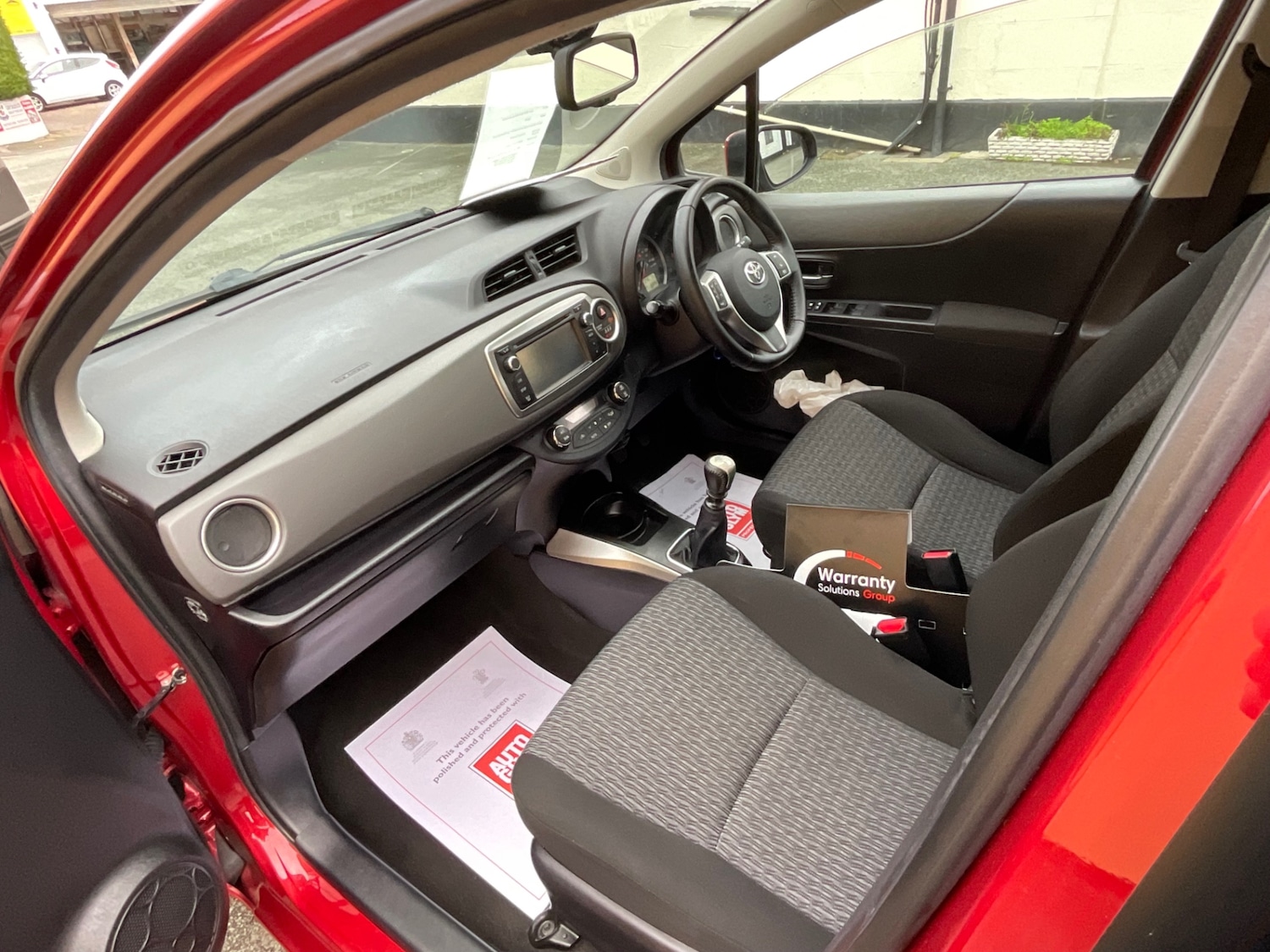 Used Toyota Yaris 2014 for sale - 76397181: Photo 30