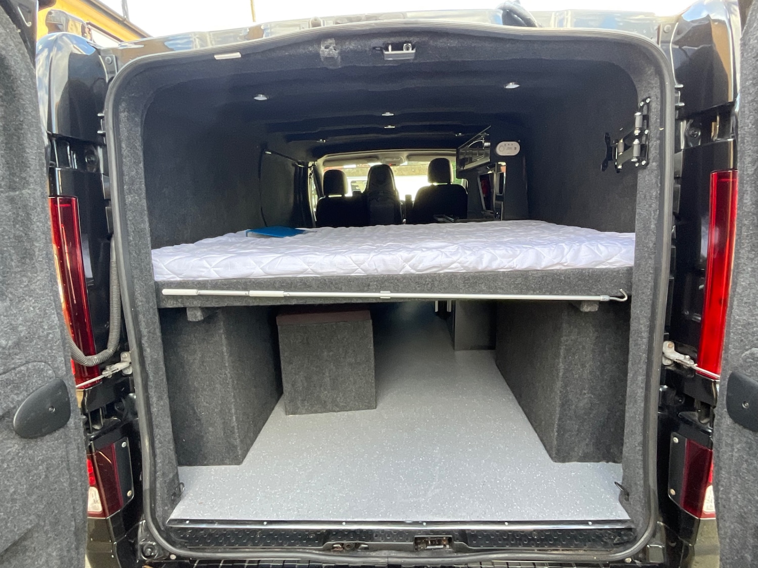 Used Vauxhall Vivaro 2017 for sale - 77603753: Photo 10