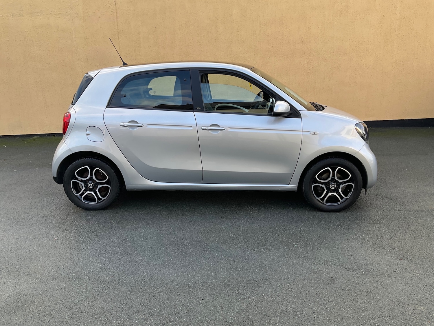 Used smart forfour 2015 for sale - 76933047: Photo 2
