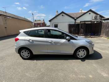 Used Ford Fiesta 2018 for sale - 74656515: Photo