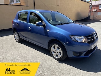 Used Dacia Sandero 2013 for sale - 78465418: Photo