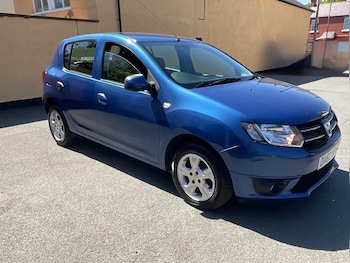 Used Dacia Sandero 2013 for sale - 78465418: Photo