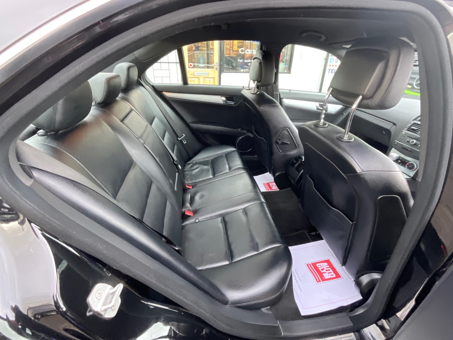 Used Mercedes-Benz C Class 2010 for sale - 76466060: Photo 23