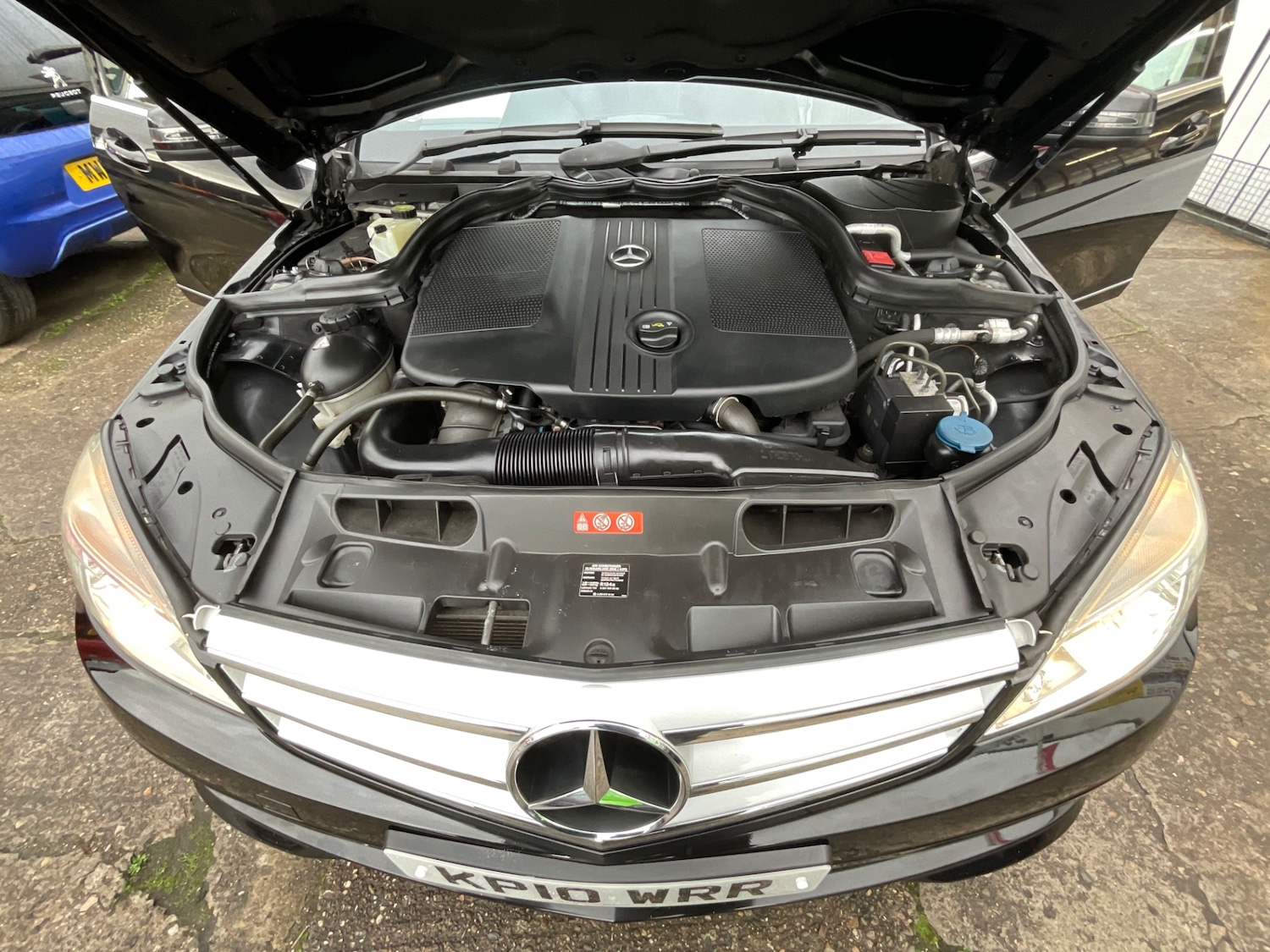 Used Mercedes-Benz C Class 2010 for sale - 76466060: Photo 26