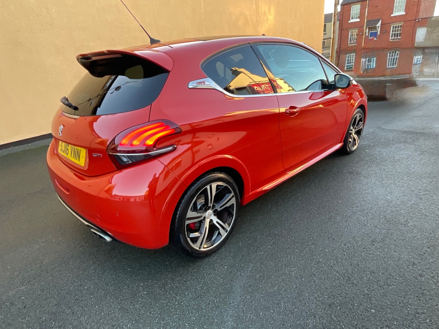 Used Peugeot 208 2016 for sale - 76750267: Photo 11