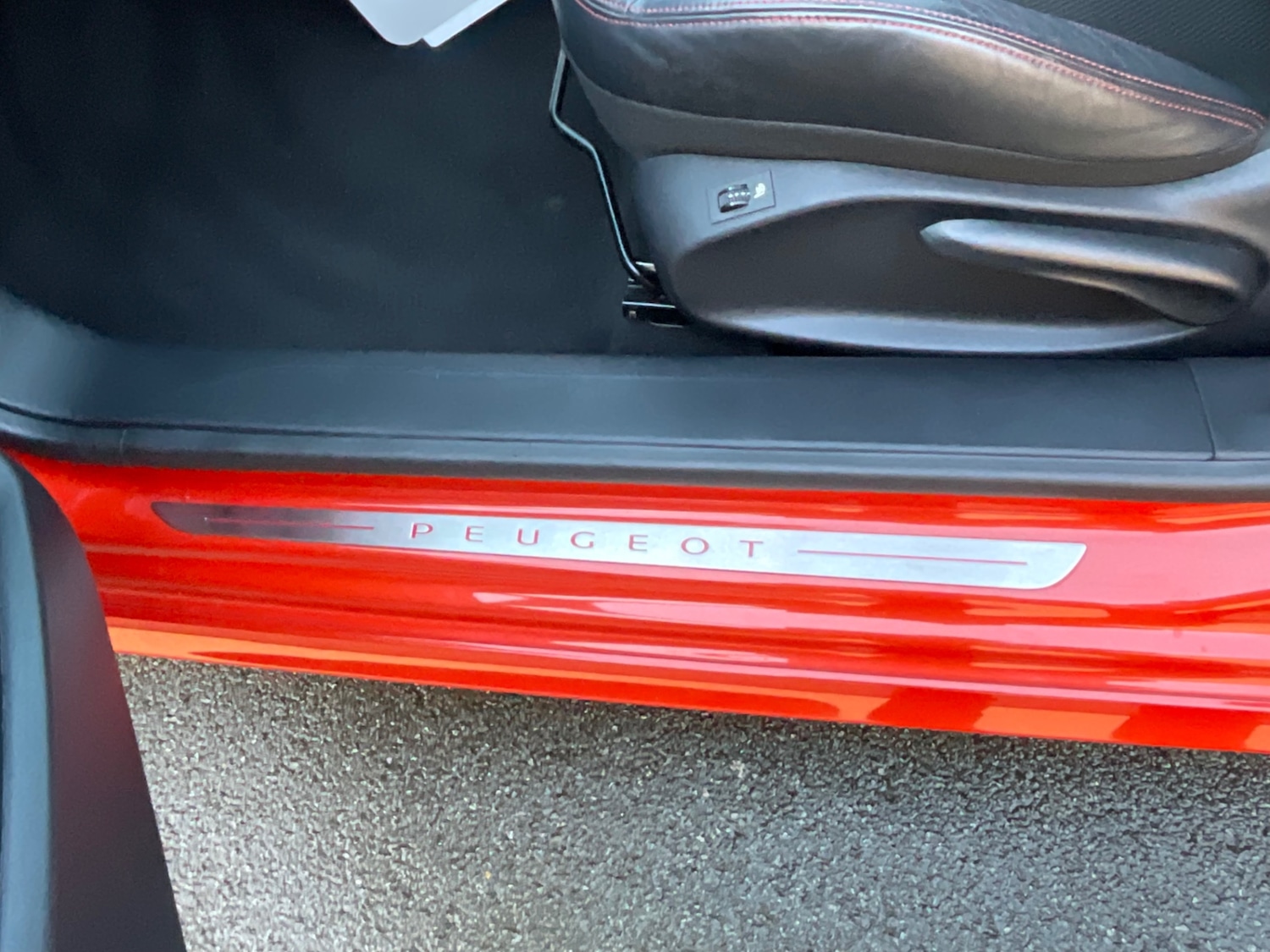 Used Peugeot 208 2016 for sale - 76750267: Photo 25