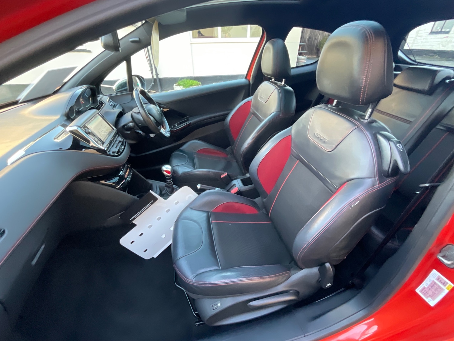 Used Peugeot 208 2016 for sale - 76750267: Photo 28