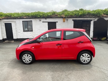Used Toyota AYGO 2015 for sale - 75106922: Photo