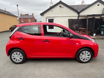 Used Toyota AYGO 2015 for sale - 75106922: Photo