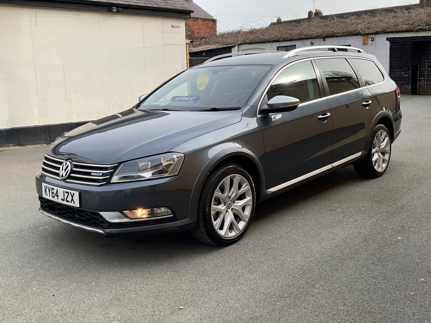 Used Volkswagen Passat 2014 for sale - 77983808: Photo 2