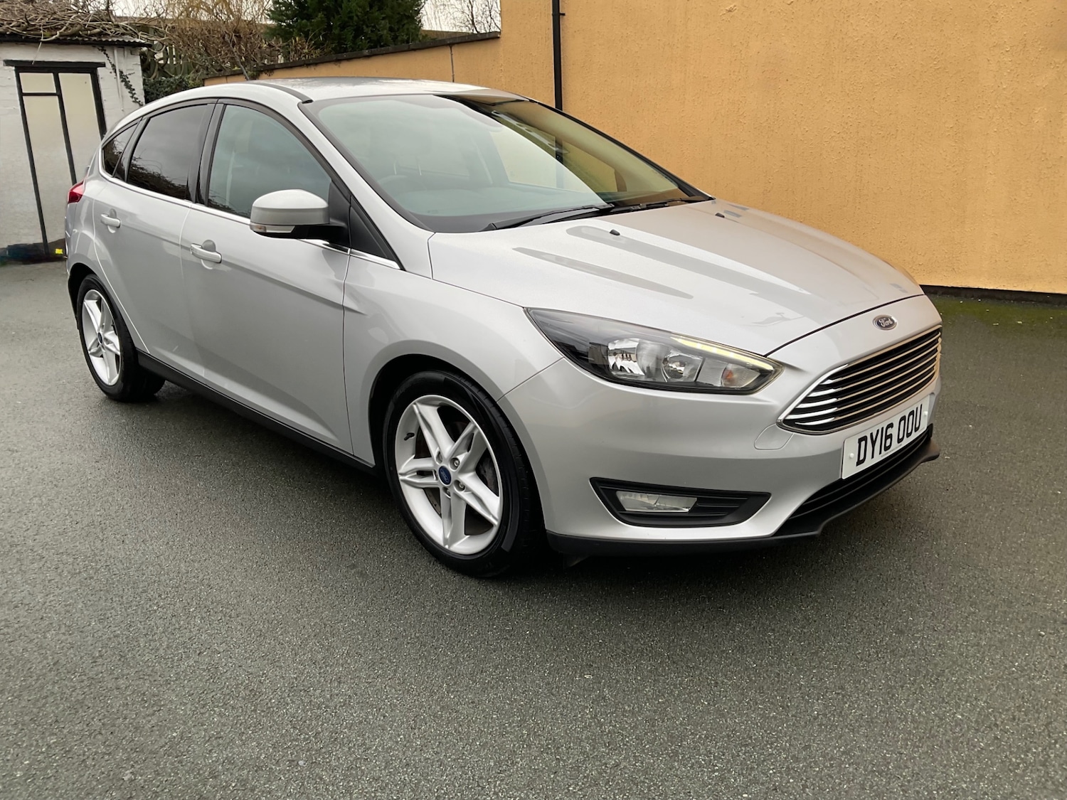 Used Ford Focus 2016 for sale - 77326255: Photo 2