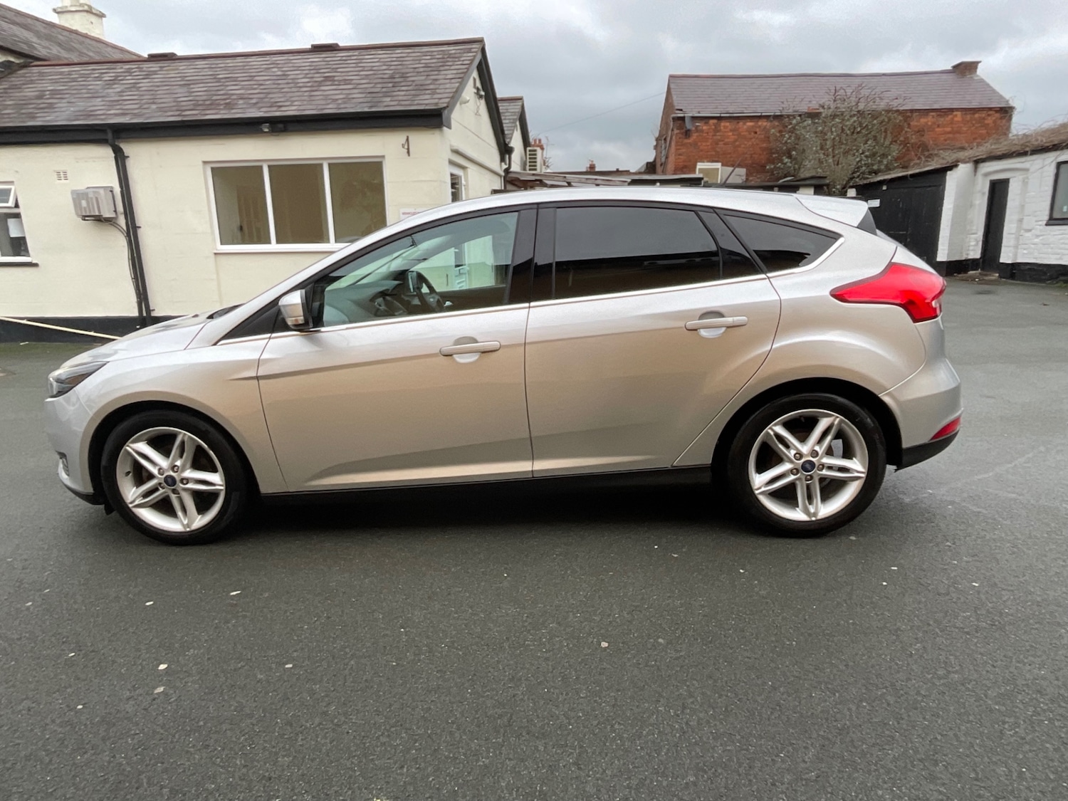 Used Ford Focus 2016 for sale - 77326255: Photo 8