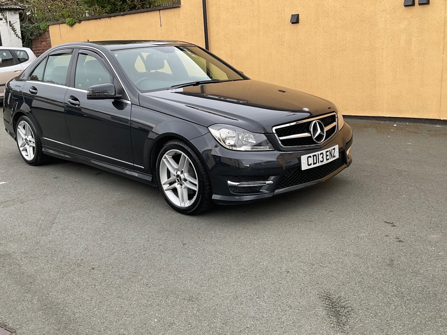 Used Mercedes-Benz C Class 2013 for sale - 78179904: Photo 11