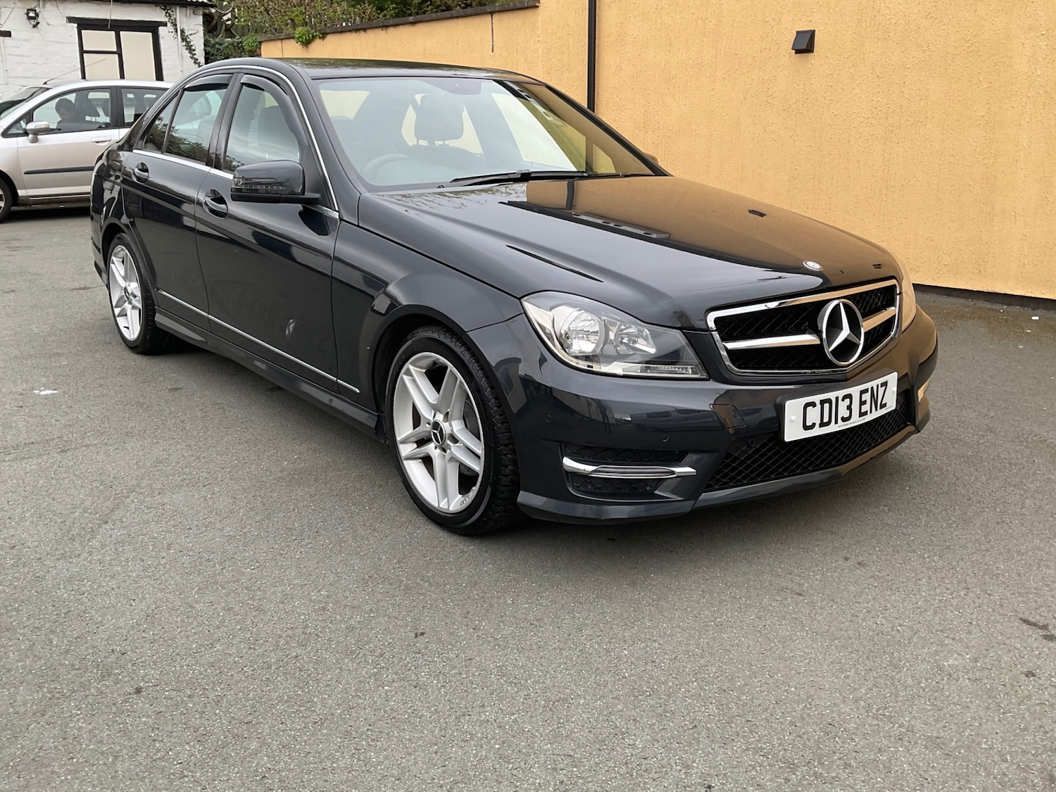 Used Mercedes-Benz C Class 2013 for sale - 78179904: Photo 5