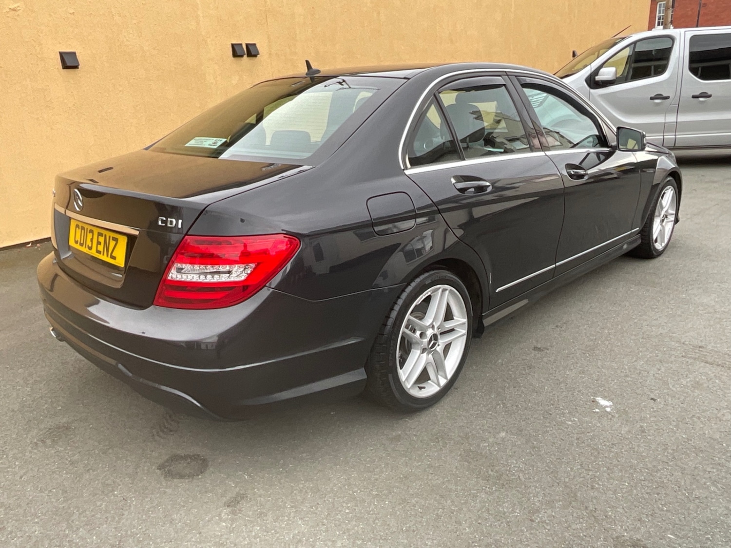 Used Mercedes-Benz C Class 2013 for sale - 78179904: Photo 8