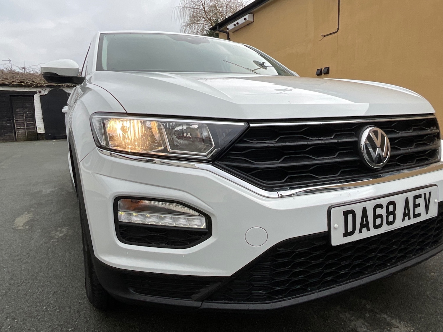 Used Volkswagen T-Roc 2018 for sale - 77662509: Photo 5