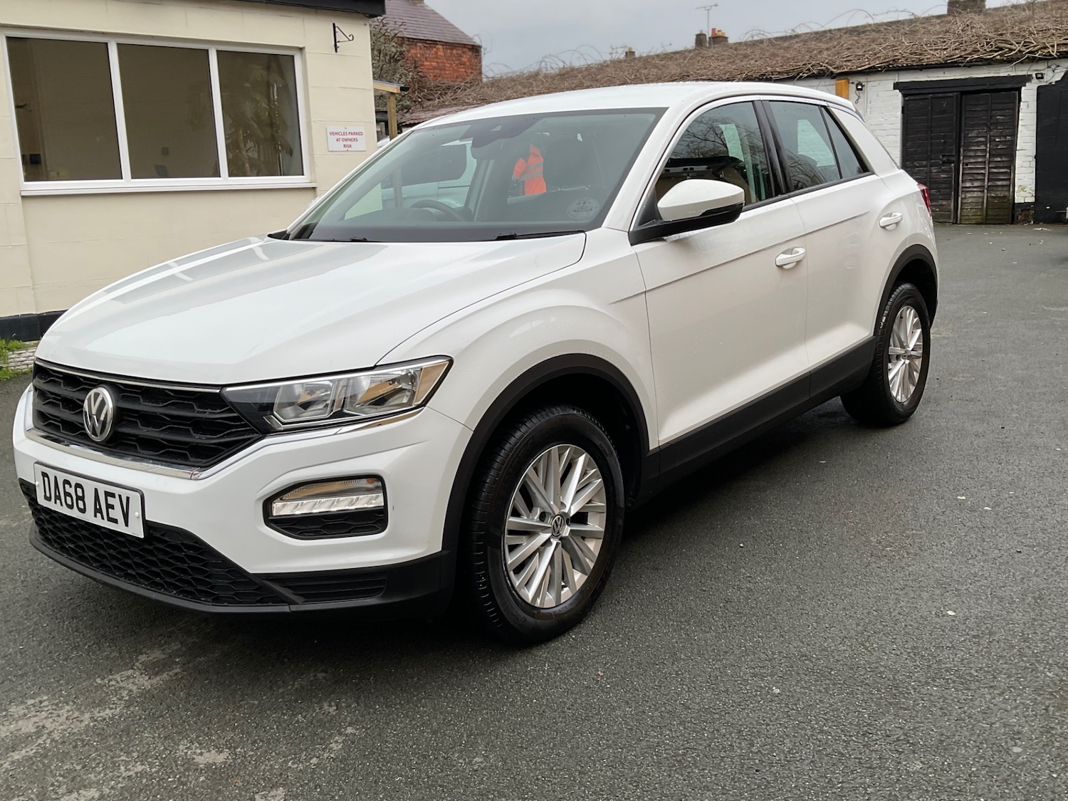 Used Volkswagen T-Roc 2018 for sale - 77662509: Photo 7