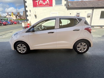Used Hyundai i10 2014 for sale - 75774463: Photo
