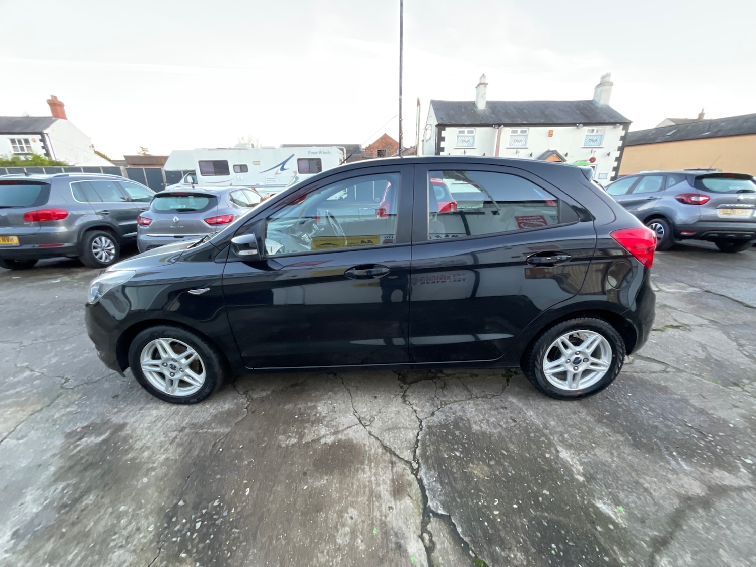 Used Ford Ka+ 2016 for sale - 76935426: Photo 3