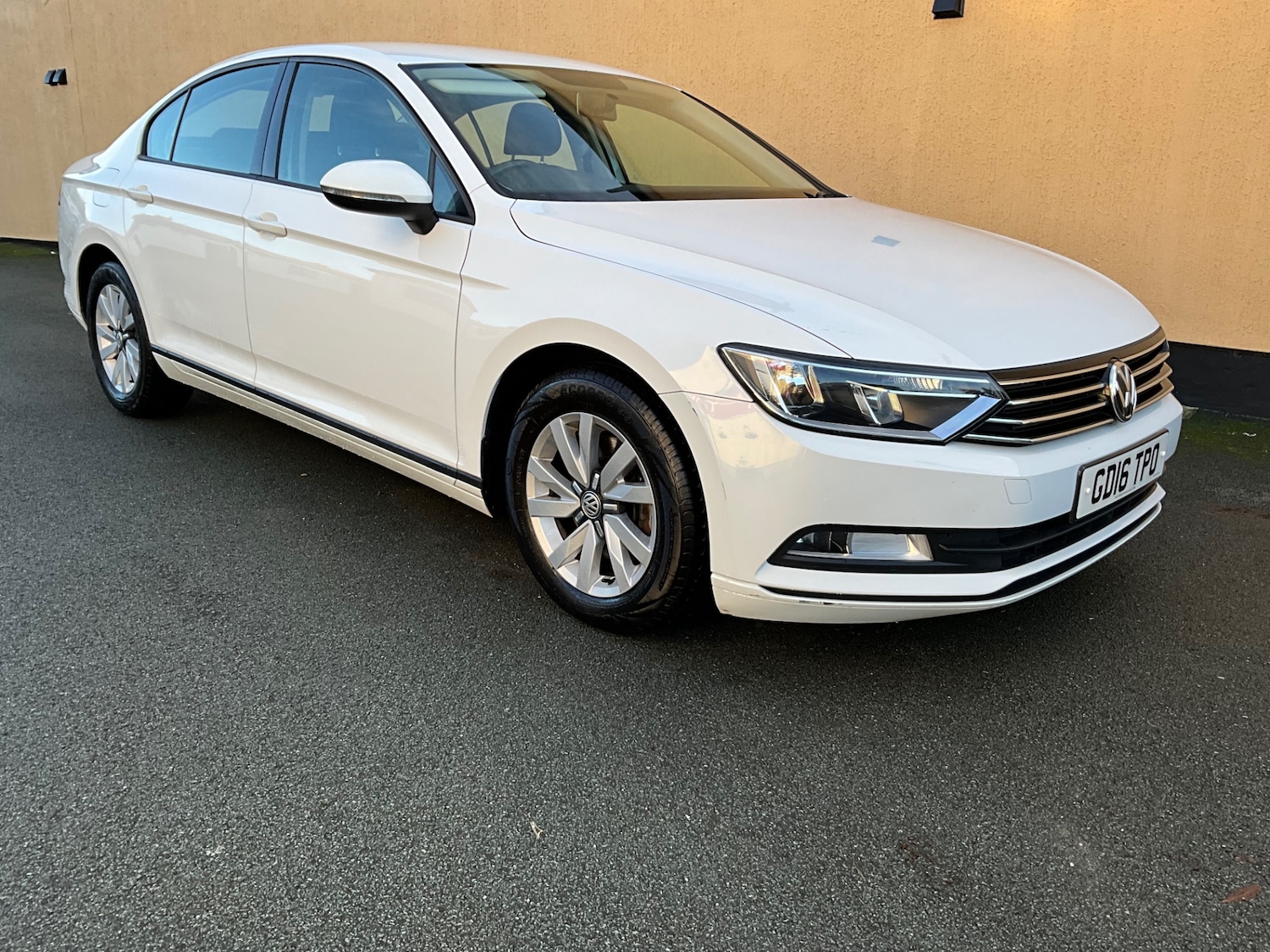 Used Volkswagen Passat 2016 for sale - 77186479: Photo 2
