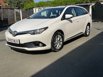 Used Toyota Auris 2017 for sale - 78778954: Photo