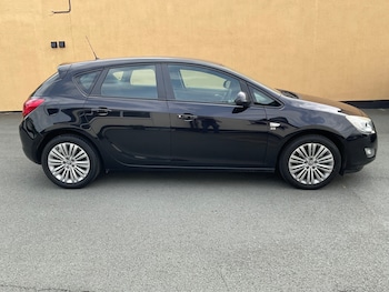 Used Vauxhall Astra 2011 for sale - 78921341: Photo
