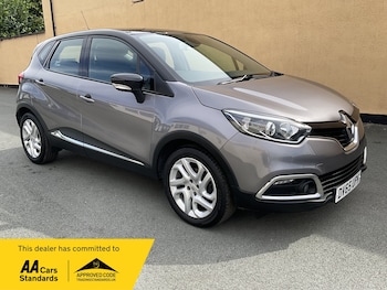 Used Renault Captur 2015 for sale - 79479495: Photo