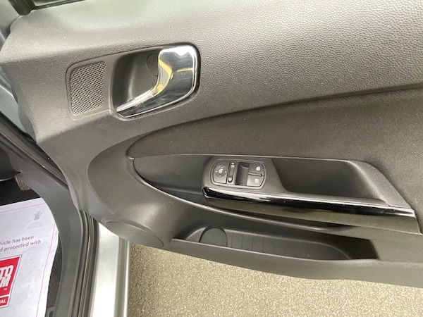 Used Vauxhall Corsa 2014 for sale - 75074983: Photo 18