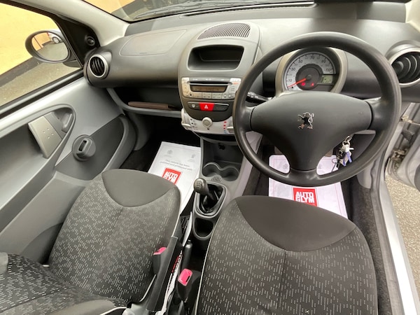 Used Peugeot 107 2010 for sale - 76077147: Photo 8