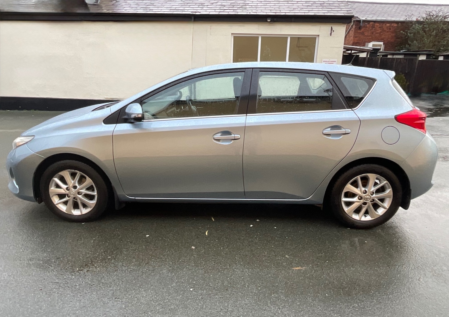Used Toyota Auris 2013 for sale - 76877420: Photo 12