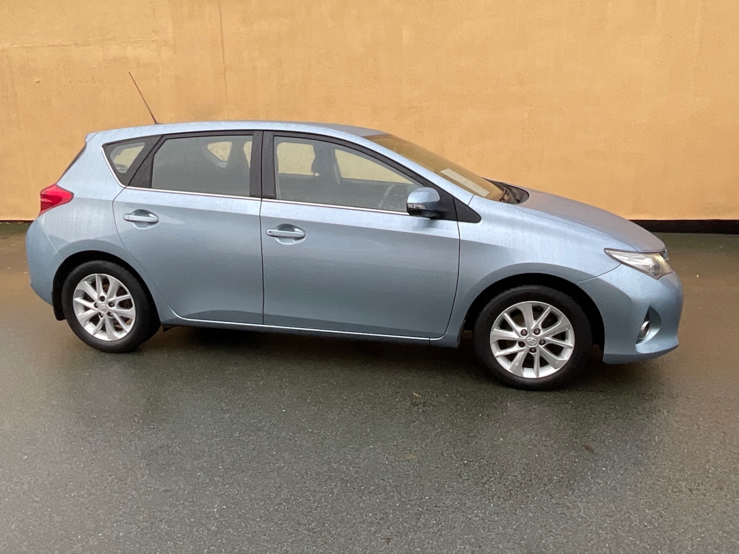 Used Toyota Auris 2013 for sale - 76877420: Photo 29