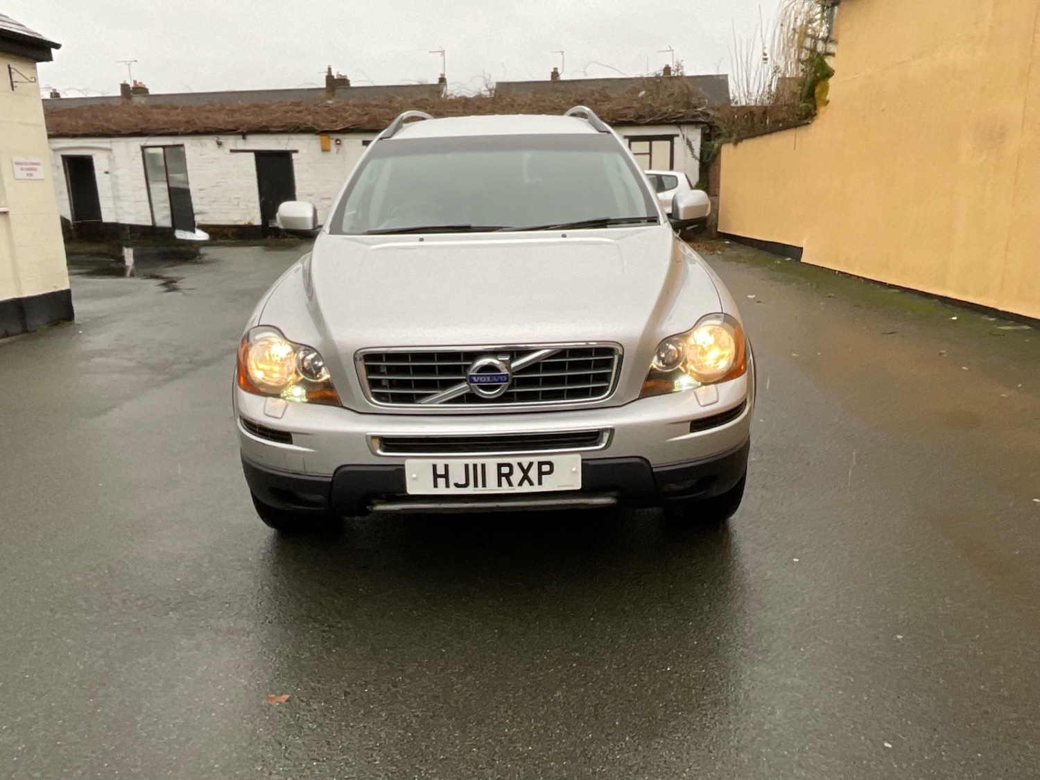 Used Volvo XC90 2011 for sale - 77005968: Photo 10